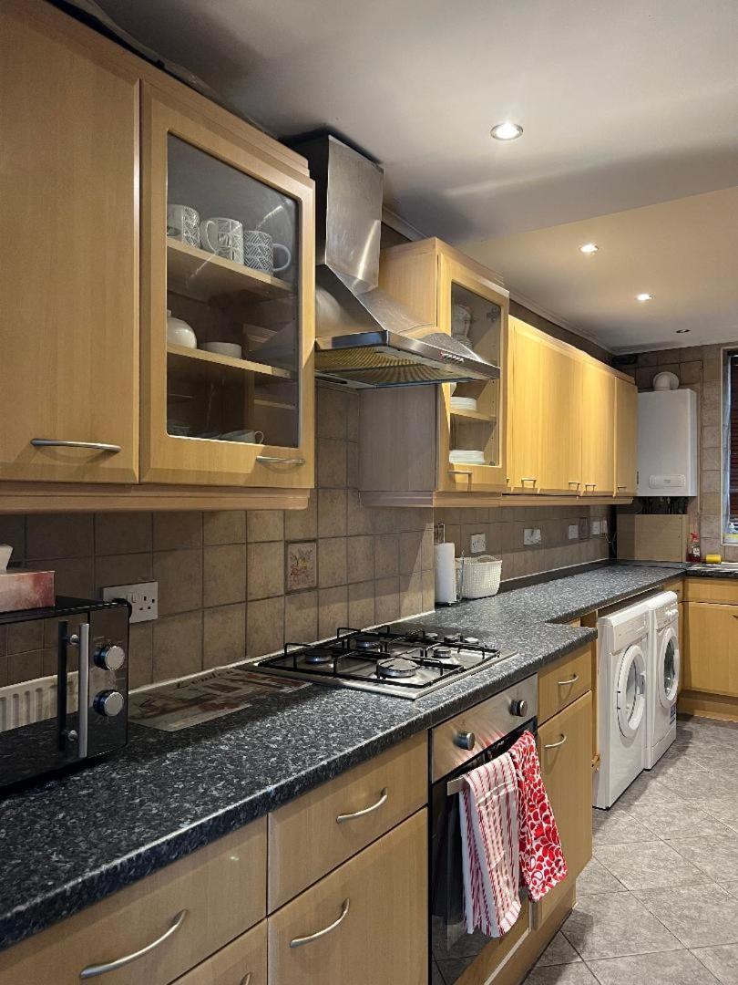 London Property Apartments For Up To 6, Next To Big Ben & London Eye Exterior foto